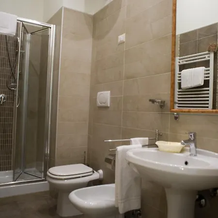 فندق مبيت وإفطار Paciotti 4*